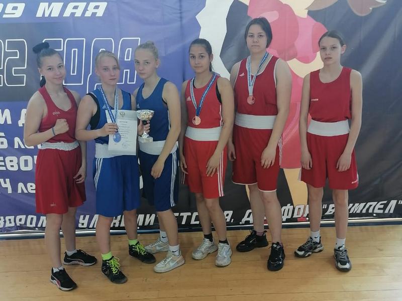 Первенство России по боксу среди девочек 13-14 лет и девушек 15-16 лет